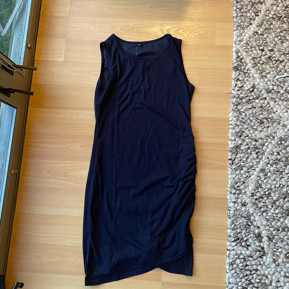 Navy blue ruched sleeve less dress